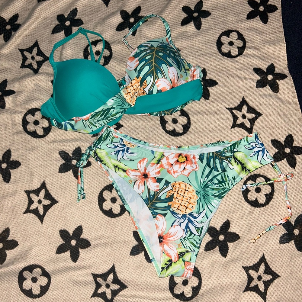 SHEIN Tropical Print Bikini Set - Teal and Multicolor